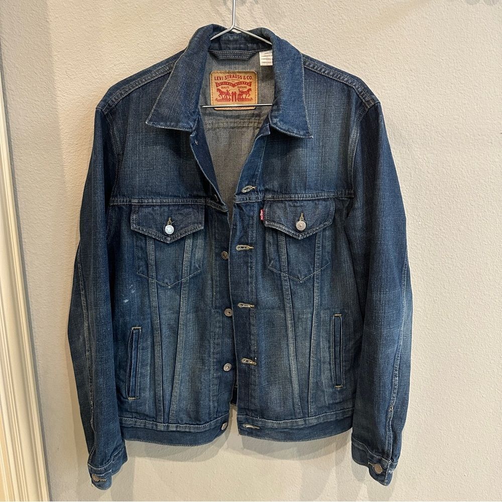 Levi’s | L | Men’s medium wash Trucker Denim Jacket (Size L) - Picture 2 of 10